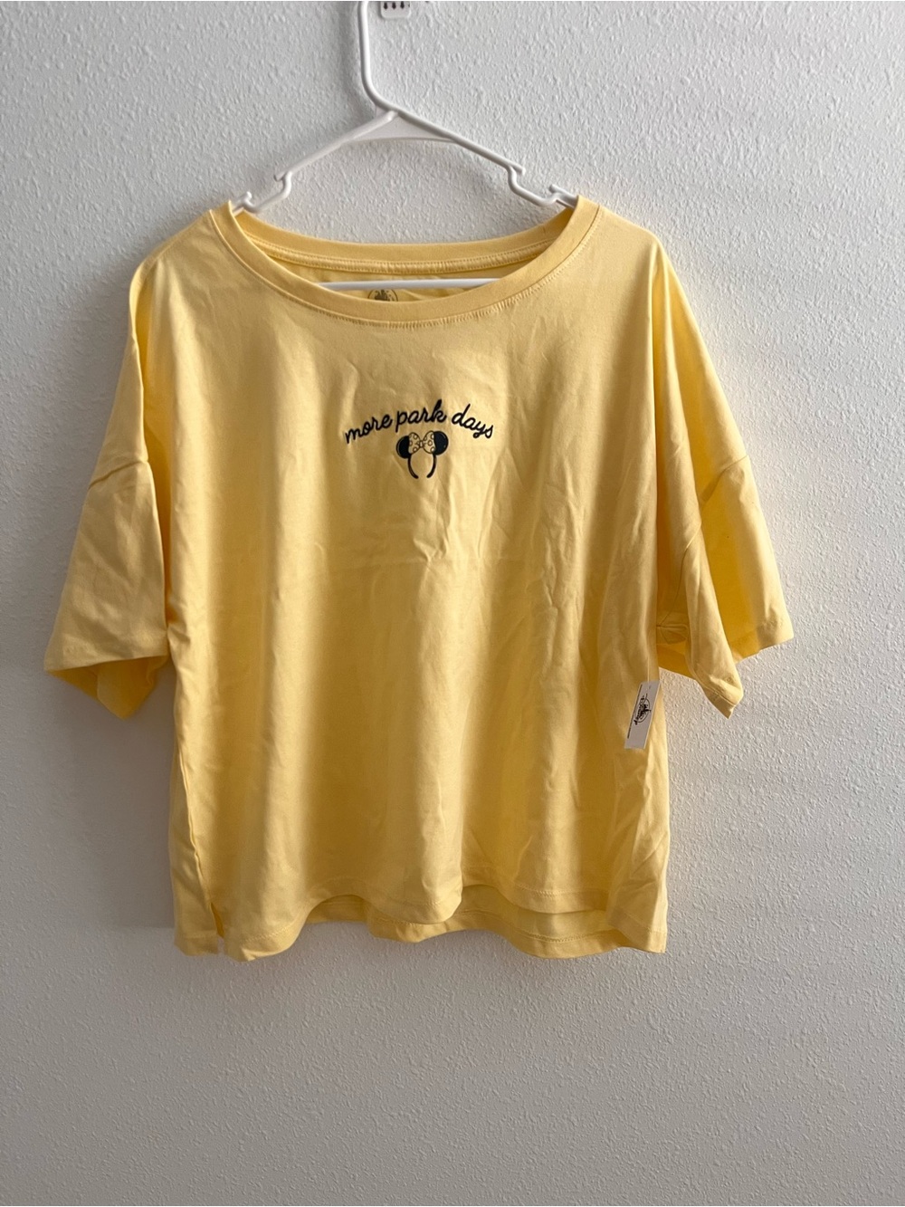 Disney Yellow Disney MORE PARK DAYS  Minnie Mouse graphic tee NWT